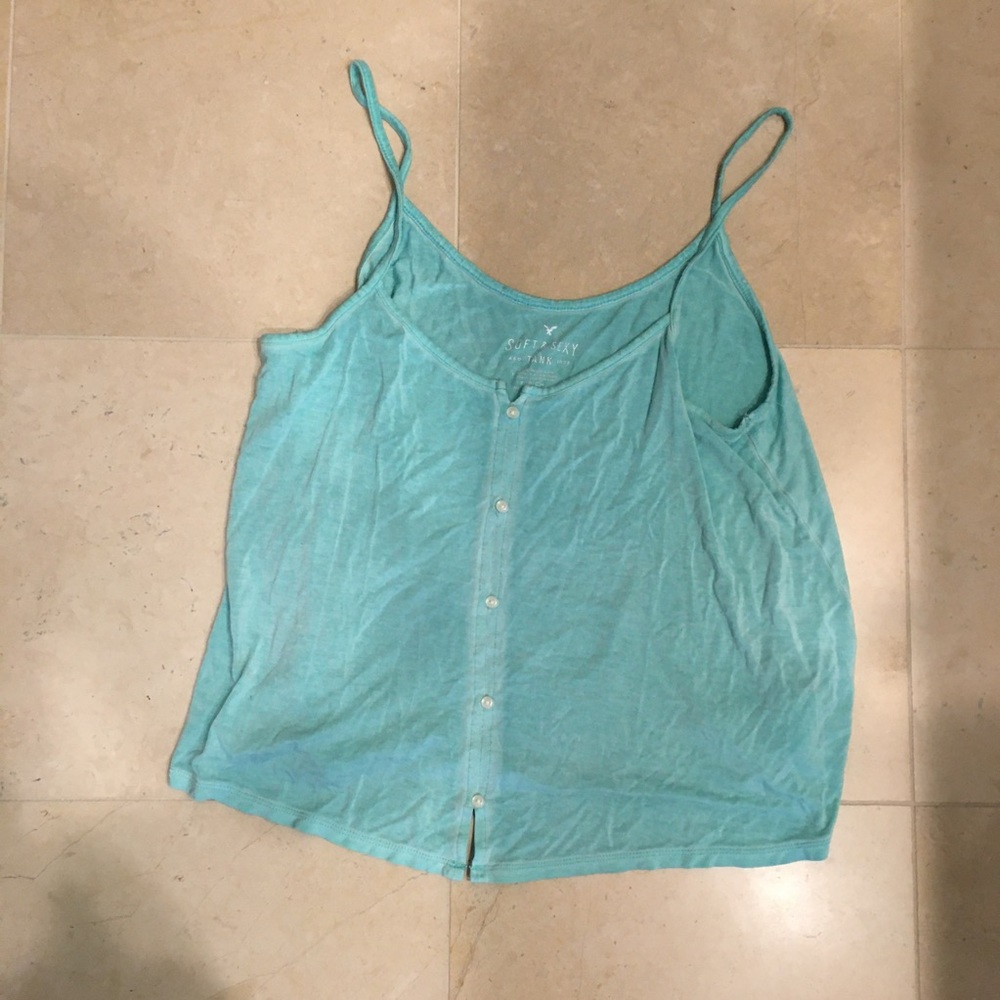 Sea foam green tank top 🌊